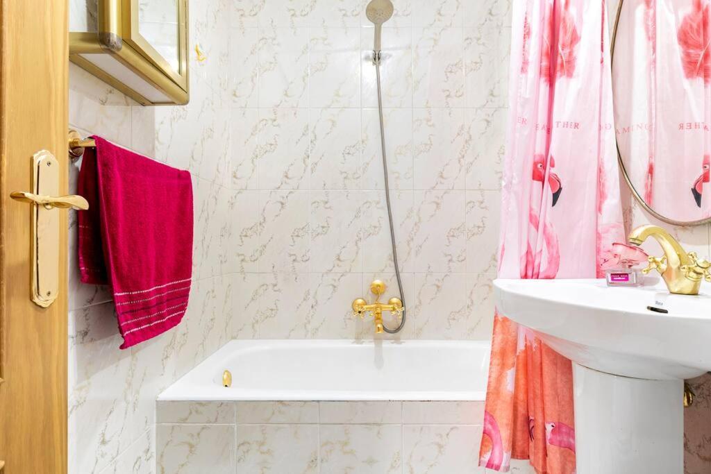 Piso Amplio Y Acogedor Apartman Madrid Kültér fotó